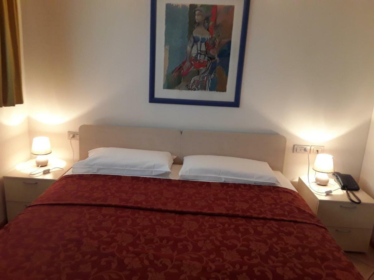 Hotel Barchessa Gritti 피에쏘디아르티코 외부 사진