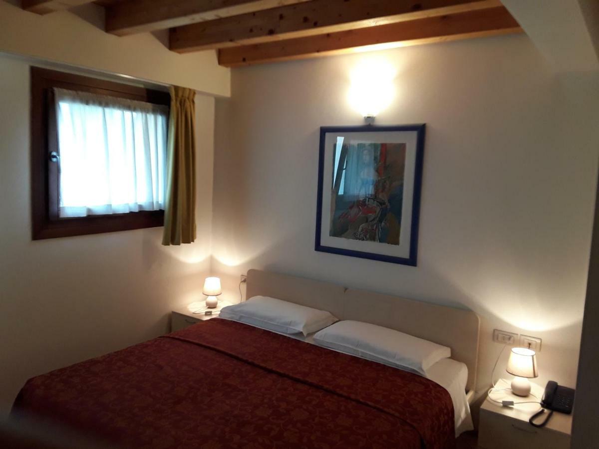 Hotel Barchessa Gritti 피에쏘디아르티코 외부 사진